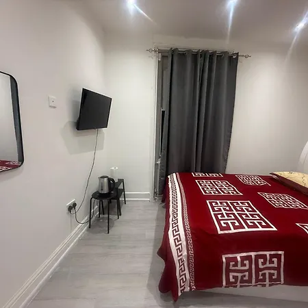 Y2 Guest House